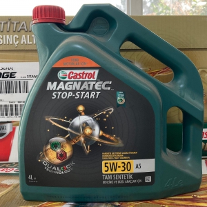 CASTROL 5W30 MAGNATEC 4LT